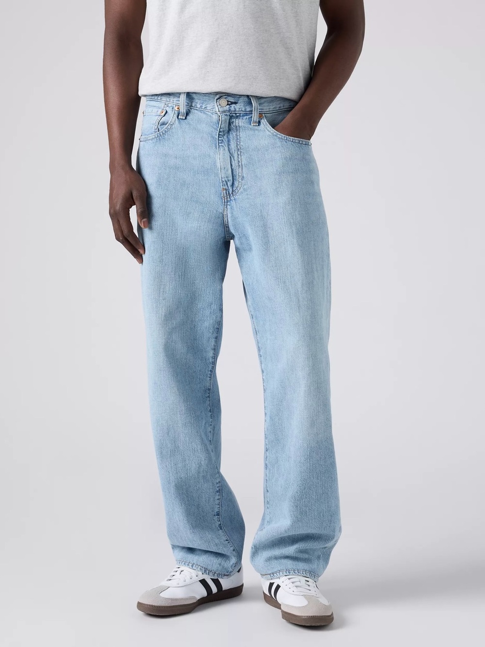 Levi’s Premium 568 Light Wash Jeans W34
